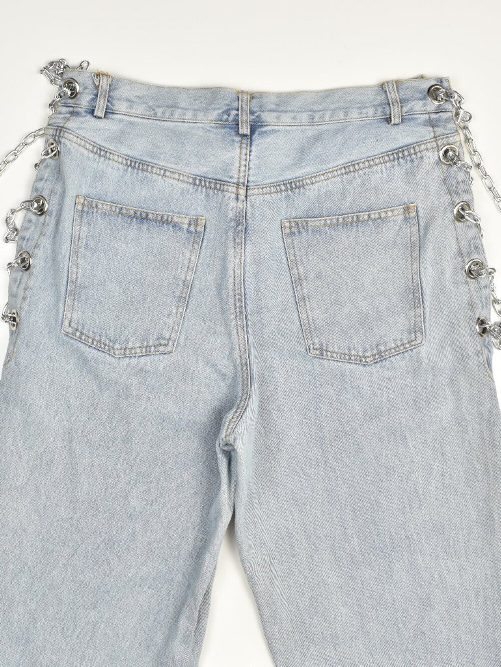 Nichole Lynel Chain Embellished High Rise Jeans NEW - L - Picture 3 of 9